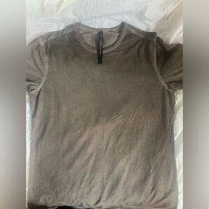 Lululemon Men’s T shirt